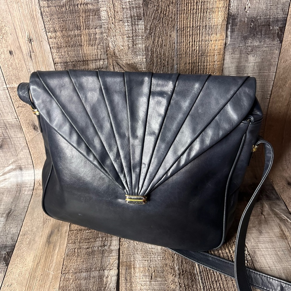 Ungaro Paris vintage Elegant dark blue Women's crossbody Bag - Picture 9 of 16